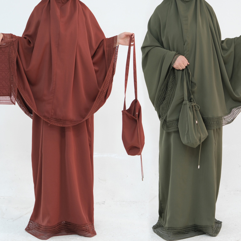 Women Bags In Dubai - Setelan Muslimah 4 Potong Rok Wanita