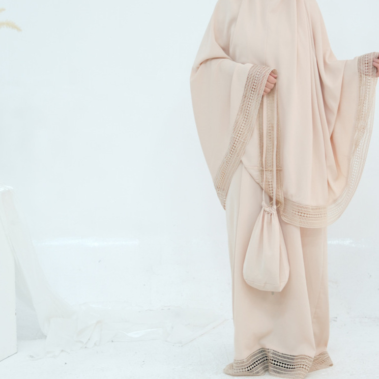 Setelan Muslimah 4 Potong Rok  - Women Bags In Dubai ulasan dan harga