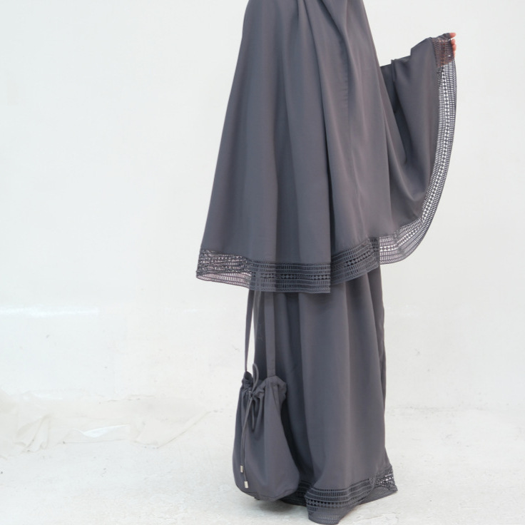Setelan Muslimah 4 Potong Rok  - Women Bags In Dubai ulasan dan harga